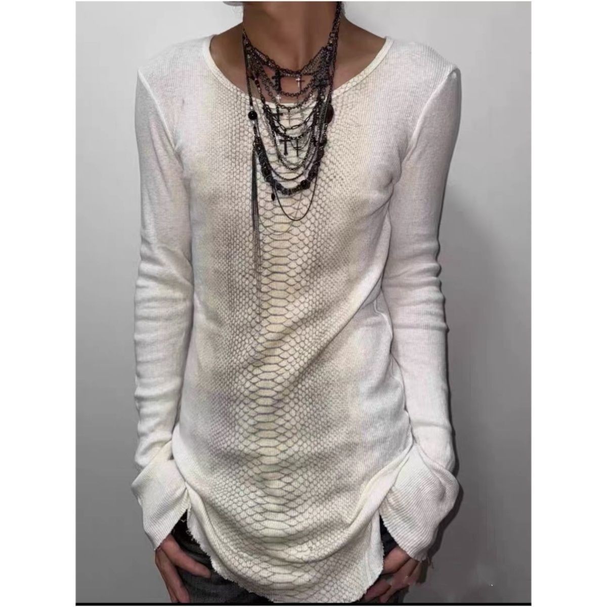Tee Graphic Print - Tops Longsleeve Black Round Neck T
